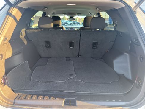 Certified 2024 Chevrolet Equinox LT AWD/4WD image 35