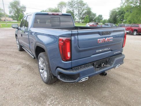 New 2026 GMC Sierra 1500 Denali w/ Denali Reserve Package AWD/4WD image 10