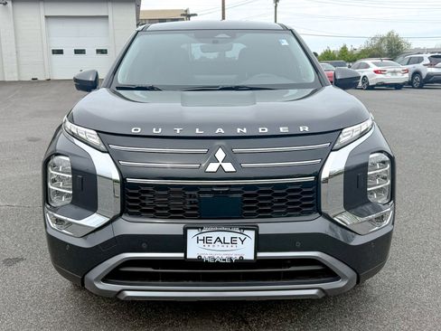 New 2026 Mitsubishi Outlander SE AWD/4WD image 2