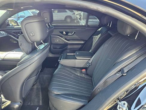 Used 2023 Mercedes-Benz S 500 4MATIC image 16
