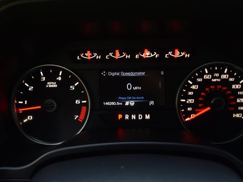 Used 2017 Ford F150 Raptor w/ Equipment Group 801A Mid image 3