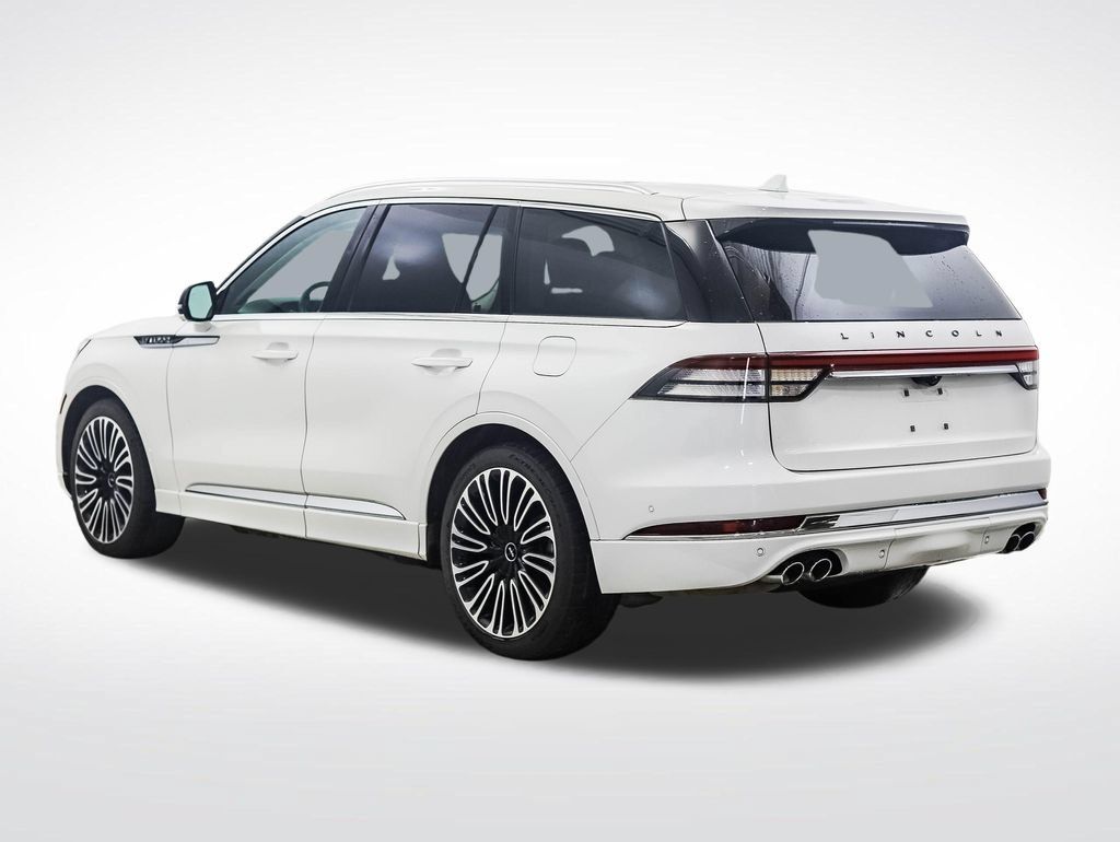 Used 2023 Lincoln Aviator Black Label w/ Dynamic Handling Package AWD/4WD image 3