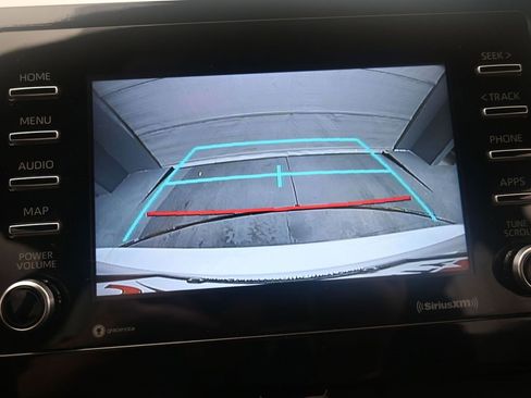 Used 2023 Toyota Camry SE image 21