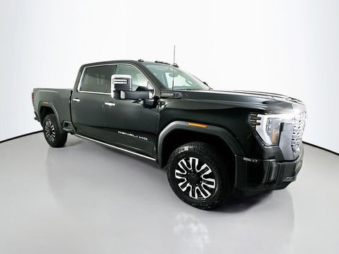 Used 2024 GMC Sierra 3500 Denali Ultimate image 8