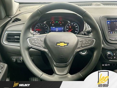 Used 2023 Chevrolet Equinox LT image 11