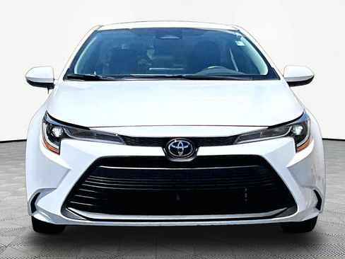 Certified 2026 Toyota Corolla LE FWD image 4
