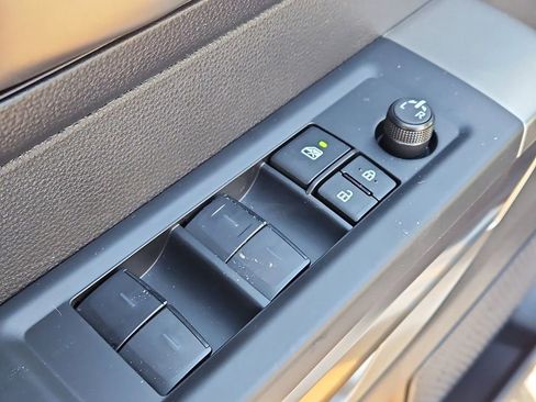 New 2026 Toyota Tundra SR5 AWD/4WD image 17