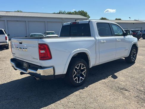 Used 2026 RAM 1500 Laramie AWD/4WD image 3