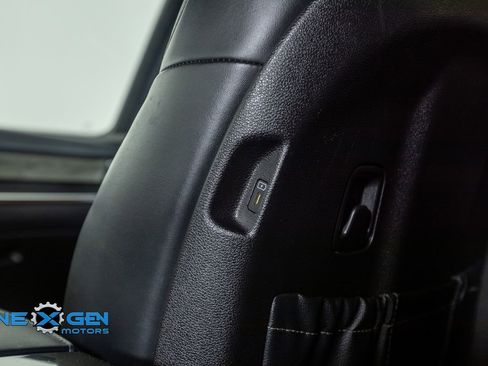 Used 2024 Kia Telluride SX Prestige X-Pro AWD/4WD image 30