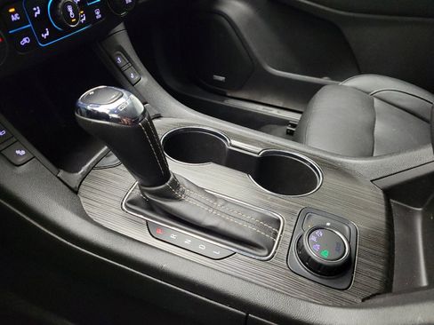 Used 2019 GMC Acadia SLT AWD/4WD image 26