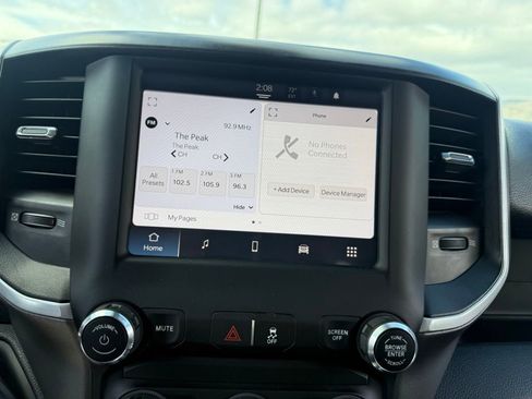 Used 2022 RAM 2500 Big Horn w/ Cold Weather Group image 7