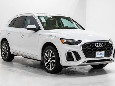 Used 2023 Audi Q5 2.0T Premium w/ Convenience Package AWD/4WD image 6
