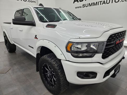Used 2022 RAM 2500 Big Horn w/ Night Edition AWD/4WD image 2