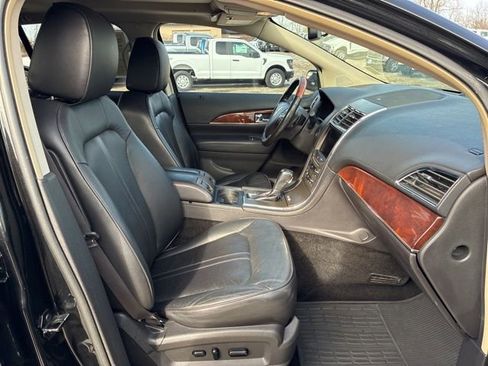 Used 2013 Lincoln MKX Base image 26