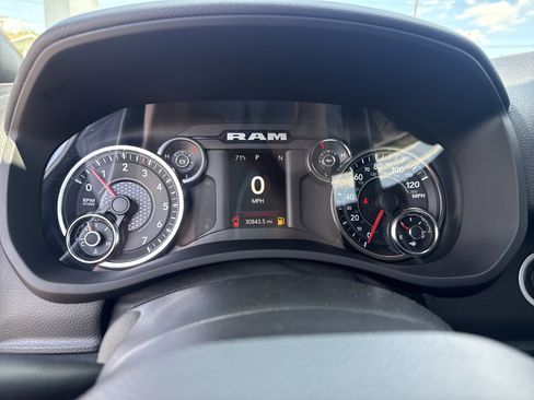 Used 2023 RAM 2500 Big Horn w/ Level 1 Equipment Group AWD/4WD image 21