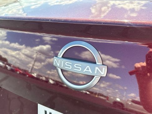 Used 2025 Nissan Altima 2.5 SV FWD image 32