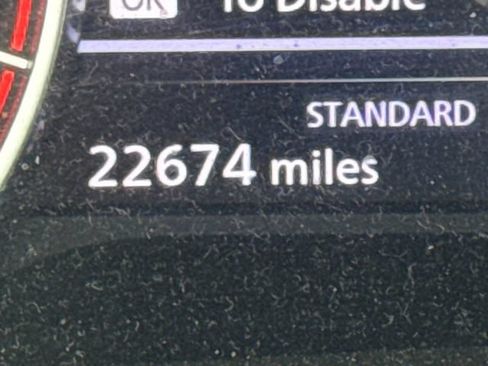 Used 2023 Nissan Rogue SV FWD image 32