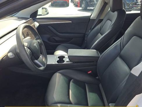 Used 2023 Tesla Model 3 Standard Range RWD image 5