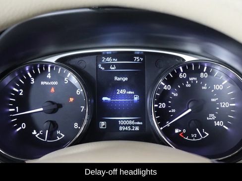 Used 2015 Nissan Rogue SV w/ SV Premium Package FWD image 8