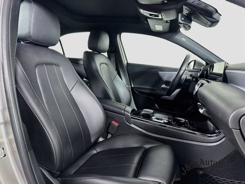 Used 2019 Mercedes-Benz A 220 w/ Premium Package image 36