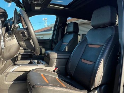 Used 2023 GMC Sierra 2500 AT4 w/ AT4 Premium Plus Package image 11
