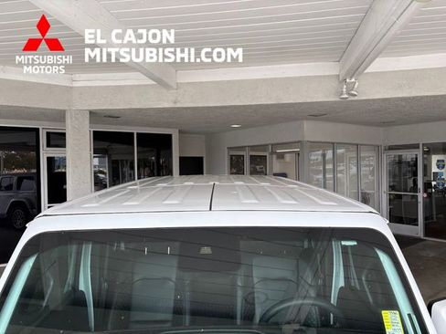 Used 2023 Jeep Wrangler Unlimited Sahara AWD/4WD image 12