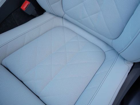 New 2026 BMW X5 xDrive40i w/ M Sport Package image 12