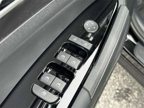 New 2025 Kia Sportage EX w/ EX Premium Package image 7