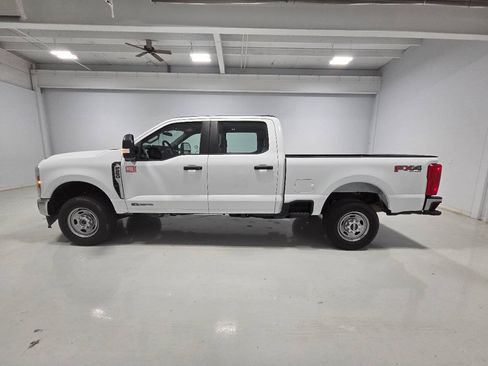 Used 2024 Ford F250 XL w/ FX4 Off-Road Package AWD/4WD image 4