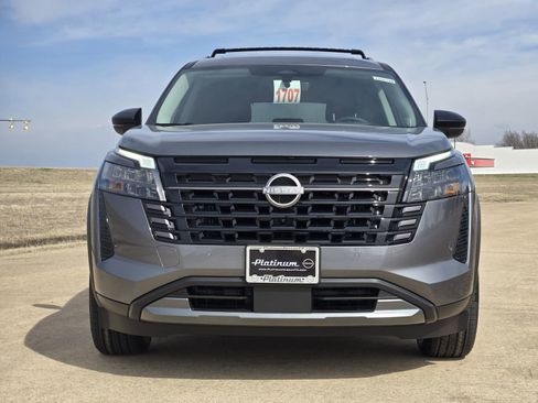 New 2026 Nissan Pathfinder Platinum image 6