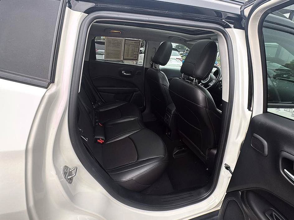 Used 2021 Jeep Compass Latitude w/ Sun and Sound Group AWD/4WD image 29