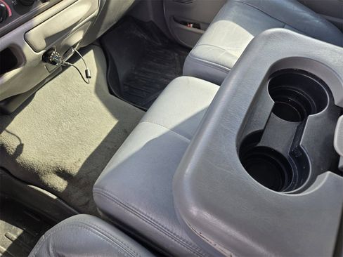 Used 2004 Ford F350 Lariat image 17