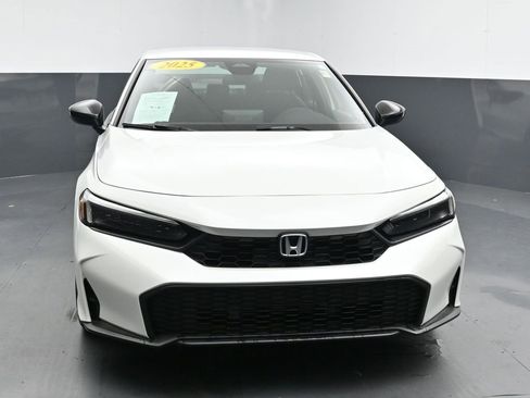 Used 2025 Honda Civic Sport image 3