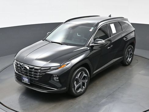 Certified 2023 Hyundai Tucson Limited AWD/4WD image 36