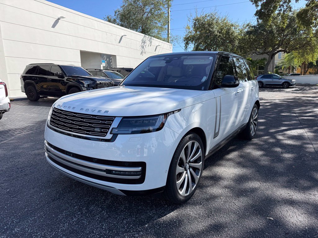 Used 2023 Land Rover Range Rover Autobiography AWD/4WD image 6