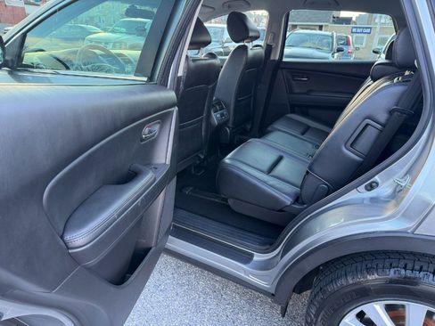 Used 2010 MAZDA CX-9 Touring image 12