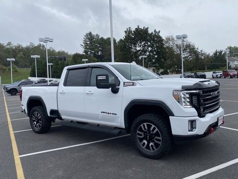 Used 2023 GMC Sierra 2500 AT4 image 7