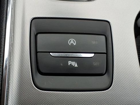Used 2024 Ford Edge Titanium AWD/4WD image 20