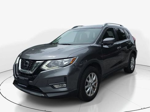 Used 2018 Nissan Rogue SV w/ Sun & Sound Touring Package AWD/4WD image 10