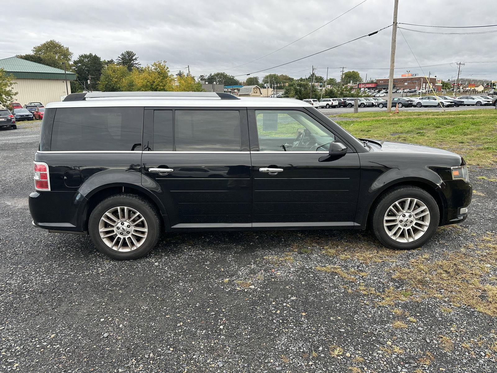 Used 2016 Ford Flex SEL w/ Equipment Group 202A FWD image 9
