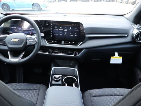 New 2027 Chevrolet Equinox LT FWD image 19