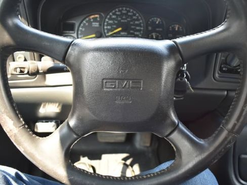 Used 2001 GMC Sierra 2500 4x4 Extended Cab HD w/ Convenience Plus Group image 21