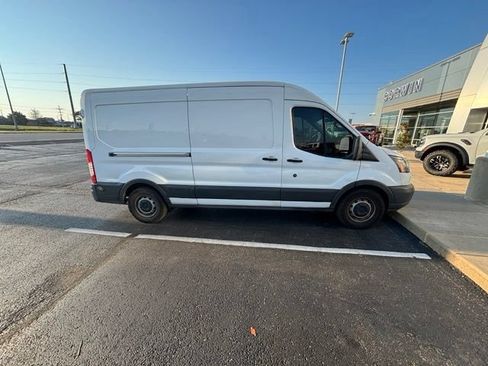 Used 2018 Ford Transit 250 148 Medium Roof RWD image 10