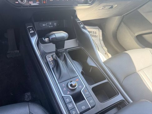 Certified 2025 Kia Sorento S AWD/4WD image 15