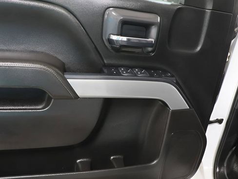 Used 2017 Chevrolet Silverado 2500 LT w/ LT Convenience Package image 22