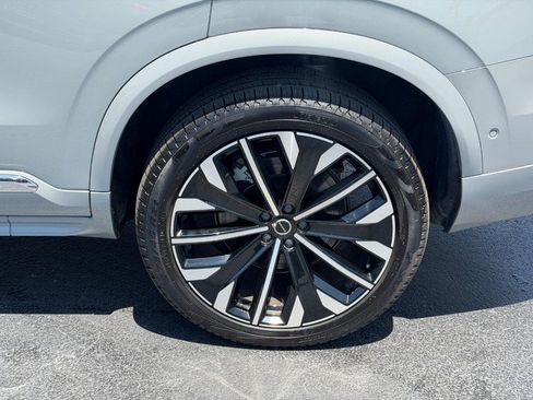 Certified 2026 Volvo XC90 B6 Plus AWD/4WD image 8