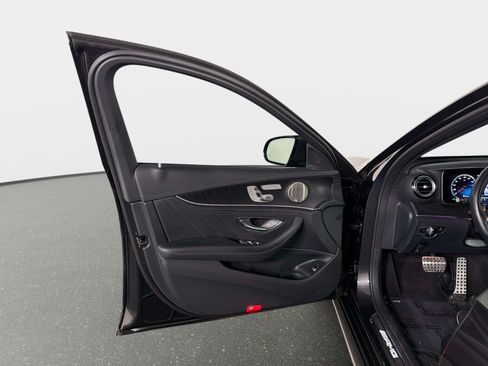 Used 2023 Mercedes-Benz E 63 AMG S image 34
