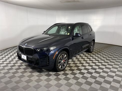 Certified 2025 BMW X5 xDrive40i w/ M Sport Package image 7