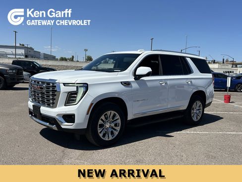 Used 2025 GMC Yukon Denali AWD/4WD image 1