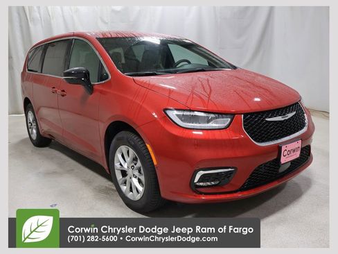 New 2026 Chrysler Pacifica Select AWD/4WD image 1